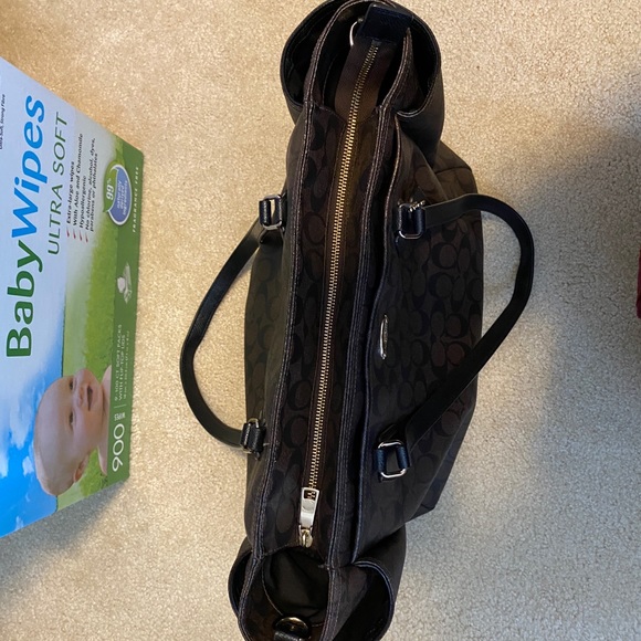 Coach diaper bag - Picture 6 of 8